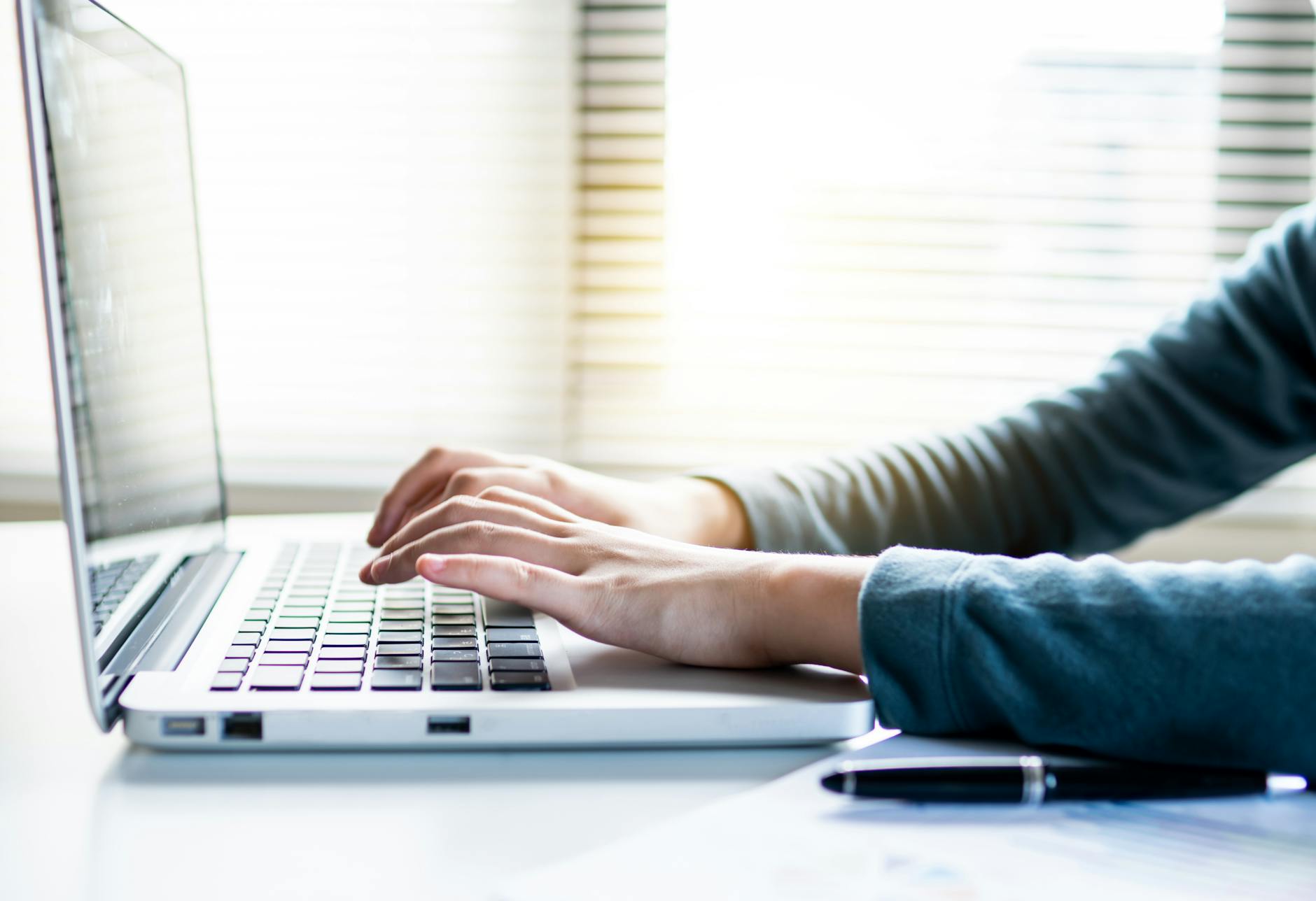 Cold Email That Works for DSCR Brokers (With Templates)