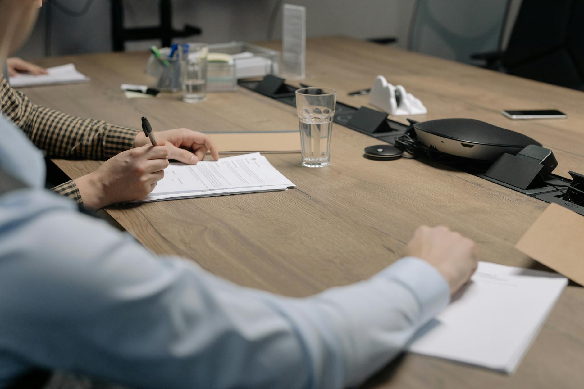 Exclusive vs Shared DSCR Leads: A Broker's Honest Breakdown
